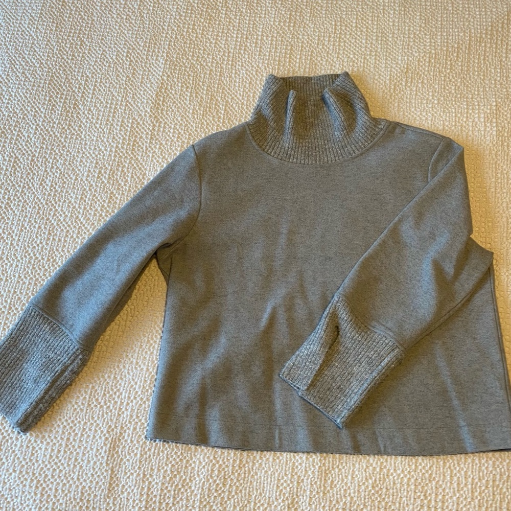 Banana Republic Factory Gray Turtleneck Sweater
